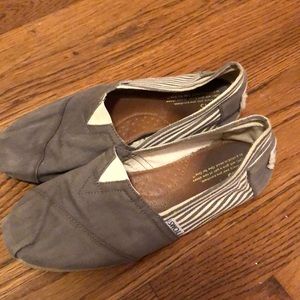 Toms Size 10